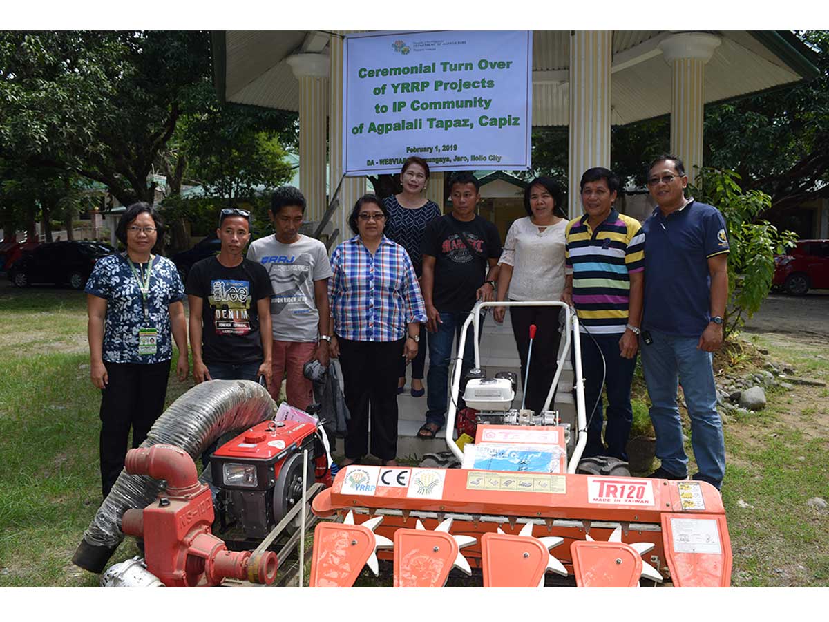 The Indigenous People (IP) of Tapaz, Capiz received a P253 thousand worth of farm machineries from the Department of Agriculture-Western Visayas (DA-WV) together with the National Commission for Indigenous People (NCIP) 6. I You Create Iloilo I Glory Moralidad I Iloilo Blogger