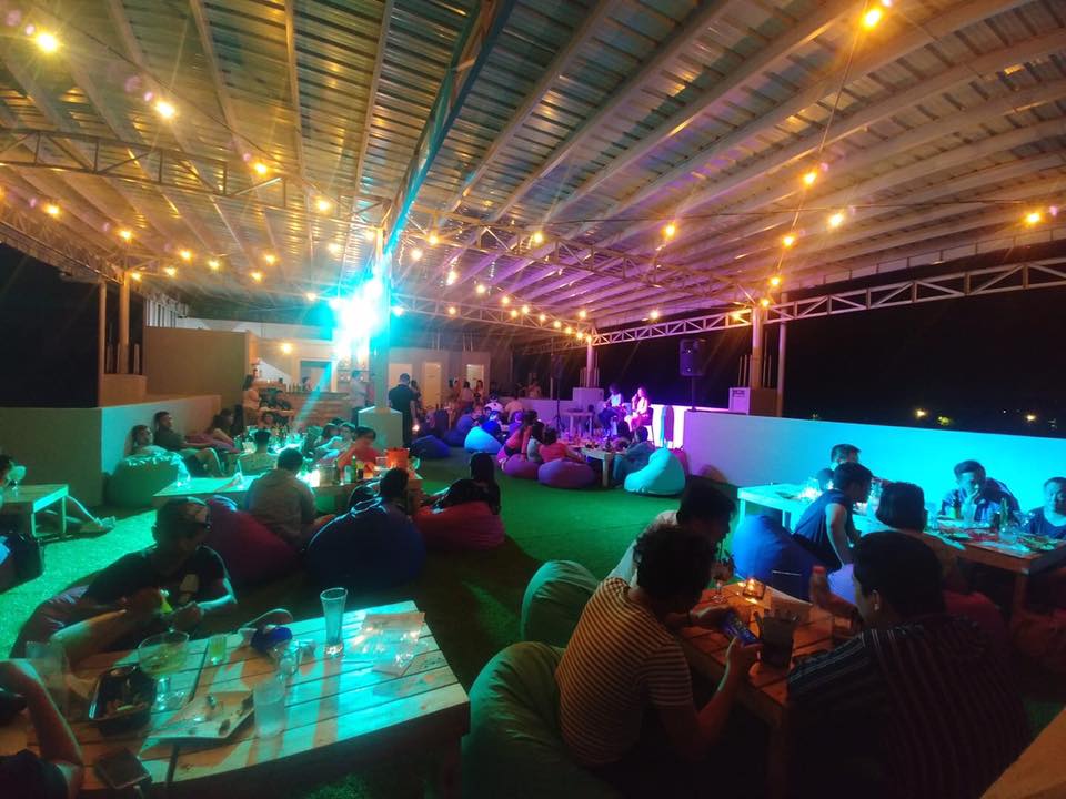 bllink rooftop bar and lounge I You Create Iloilo I Glory Moralidad I Iloilo Blogger