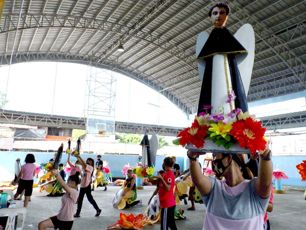 Descriptive essay about pintados de passi picture